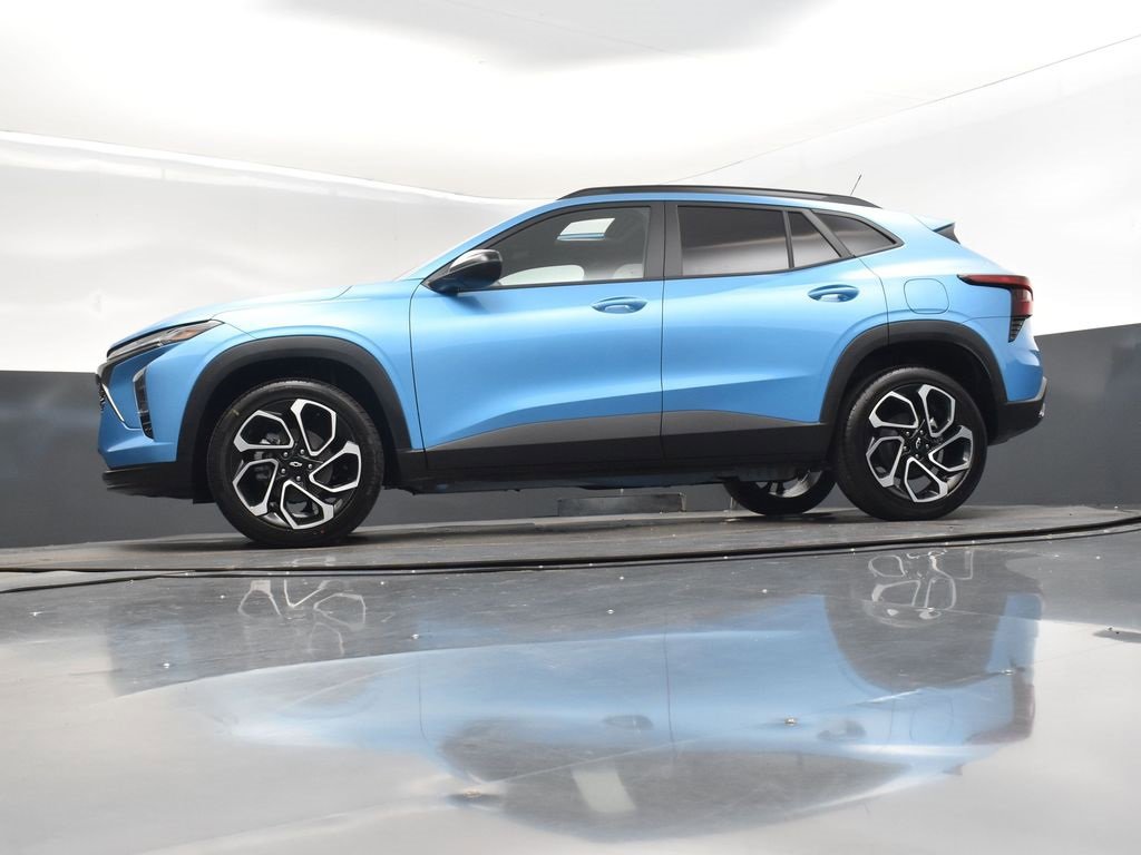 2025 Chevrolet Trax photo 36
