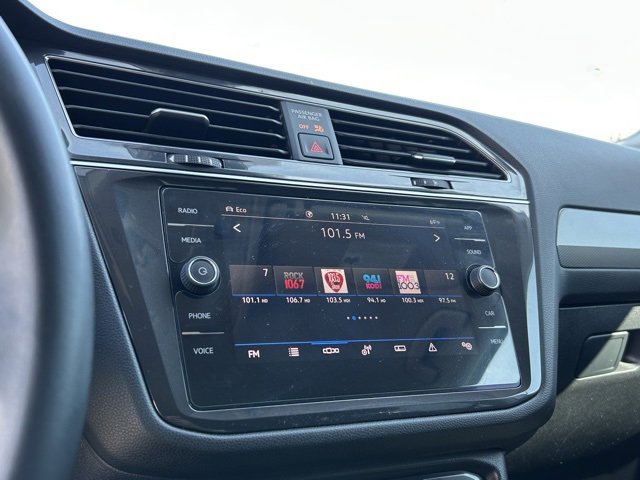 2022 Volkswagen Tiguan SE photo 30