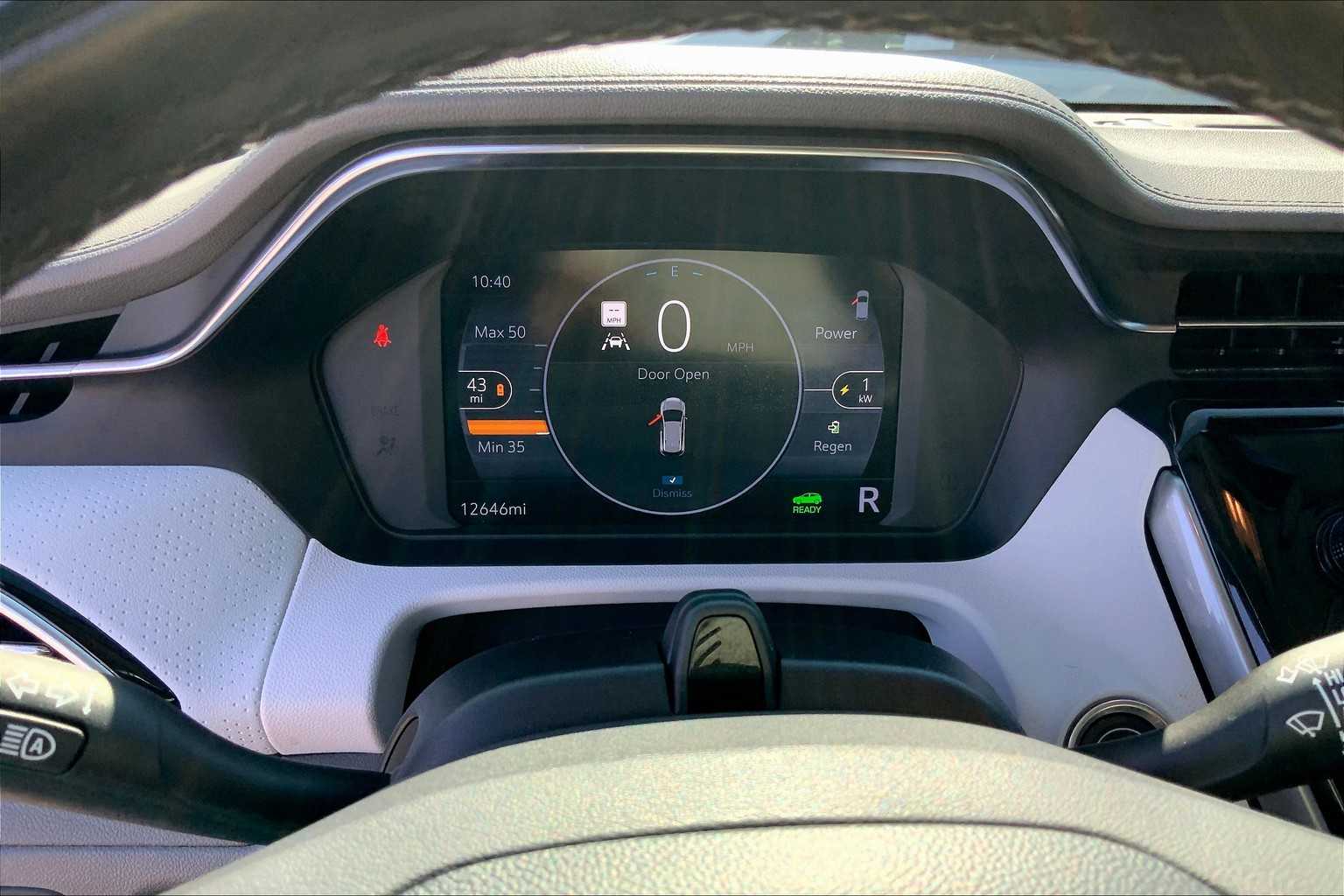 2022 Chevrolet Bolt EUV Premier photo 23