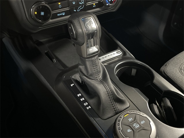 2025 Ford Bronco Base photo 23