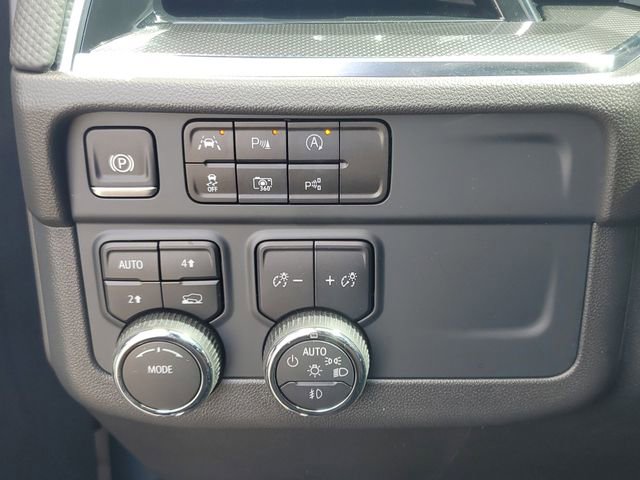 2025 Chevrolet Tahoe RST photo 21