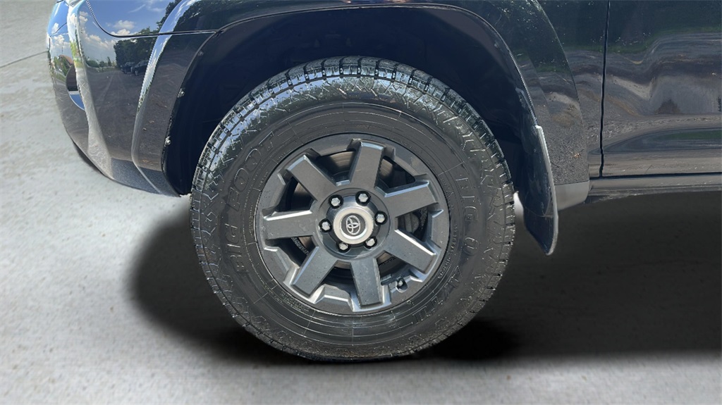 2022 Toyota 4Runner SR5 Trail photo 37