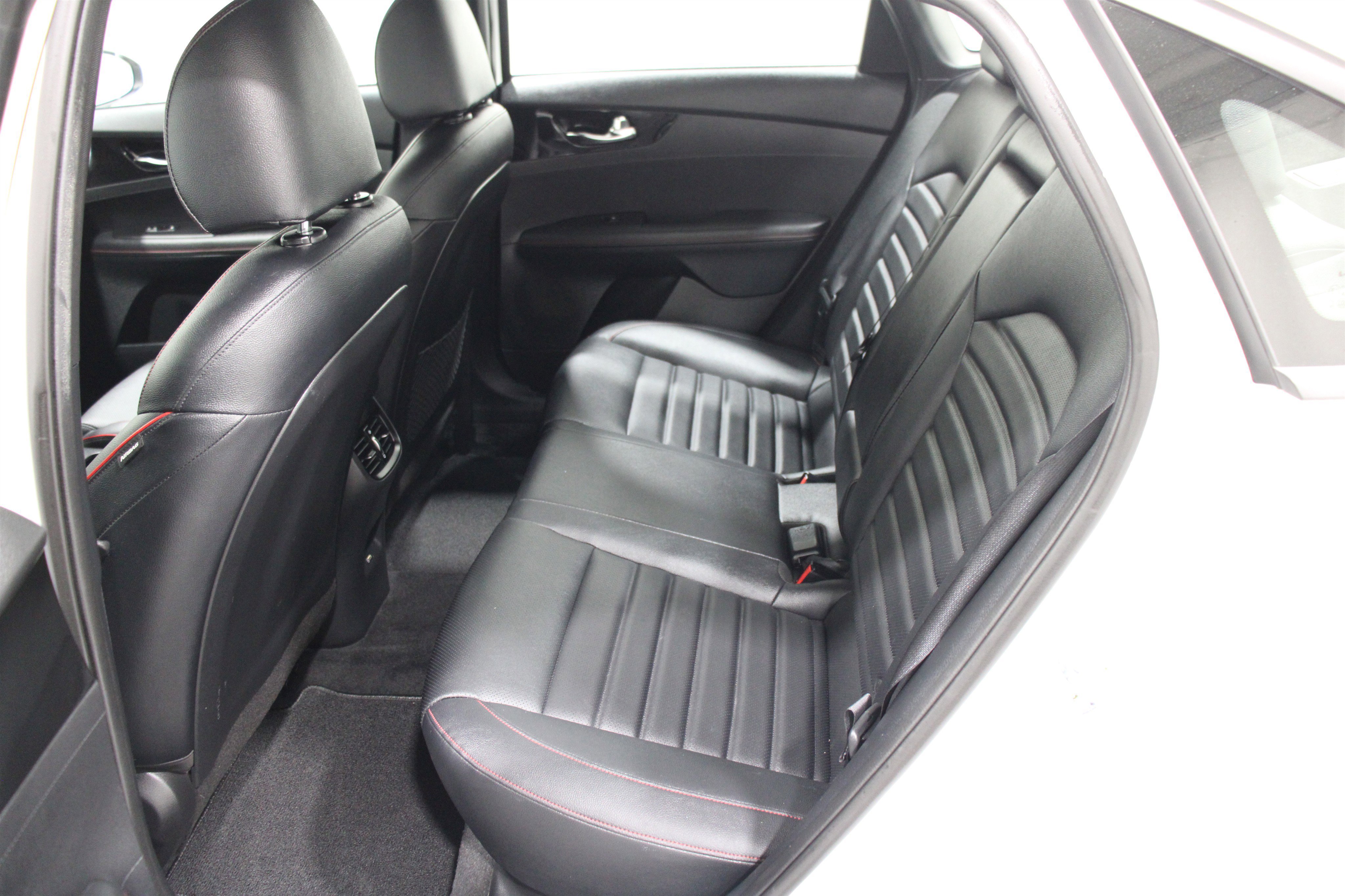 2023 Kia Forte GT photo 10