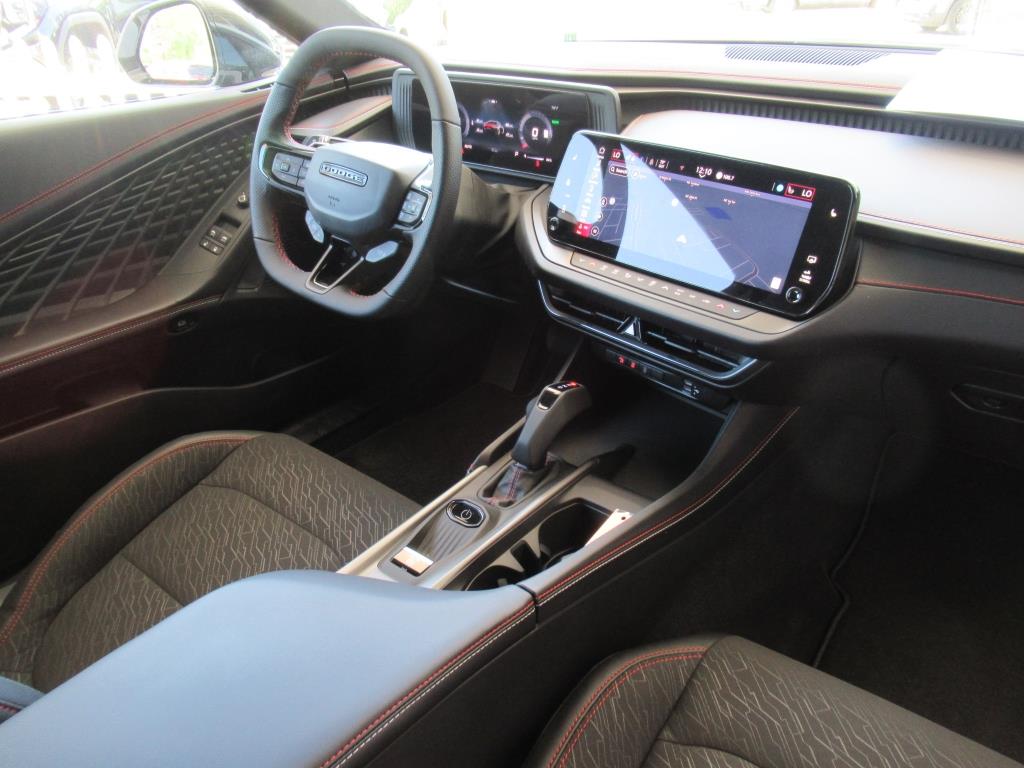 2025 Dodge Charger R/T photo 7