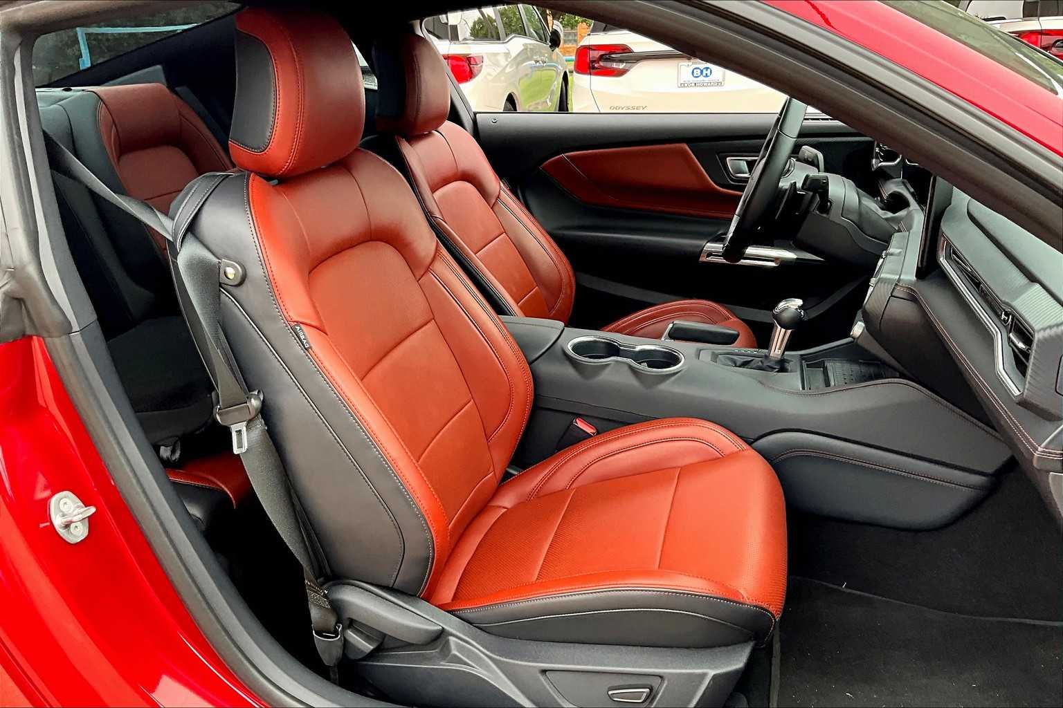 2024 Ford Mustang GT Premium photo 8
