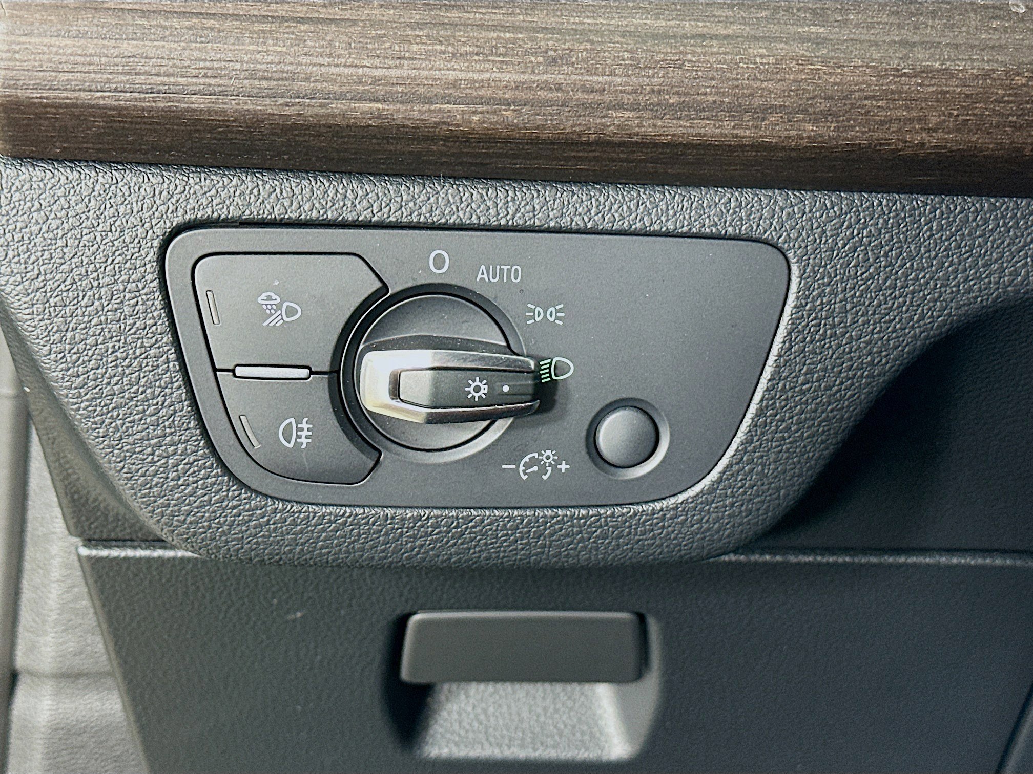2024 Audi Q5 55 Premium Plus photo 9