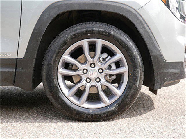 2024 Gmc Terrain SLT photo 8