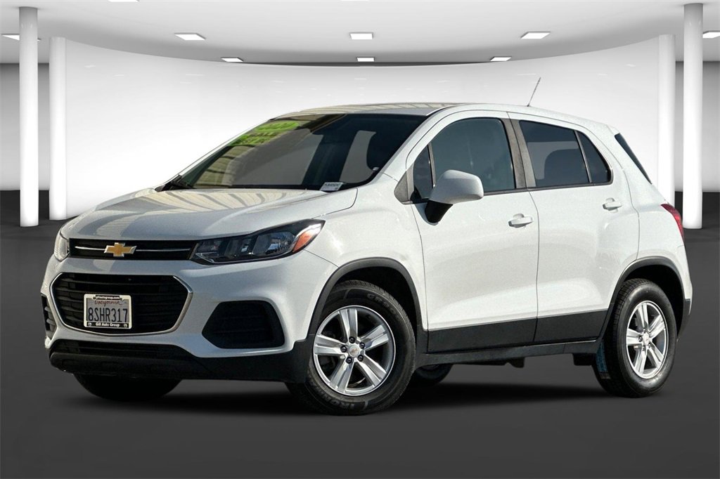 Used 2020 Chevrolet Trax LS with VIN KL7CJKSBXLB325247 for sale in Kerman, CA