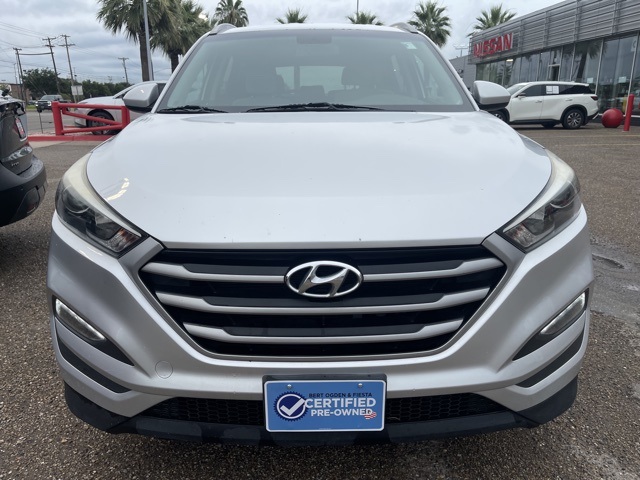 2017 Hyundai Tucson SE photo 2