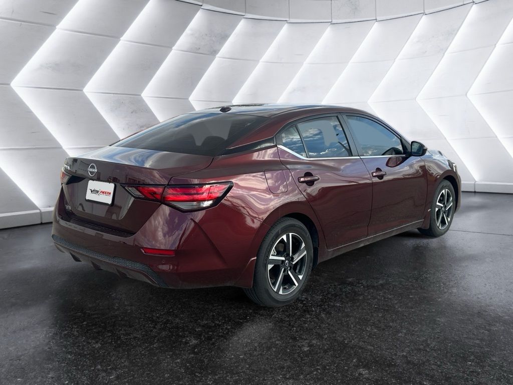 2025 Nissan Sentra SV photo 4
