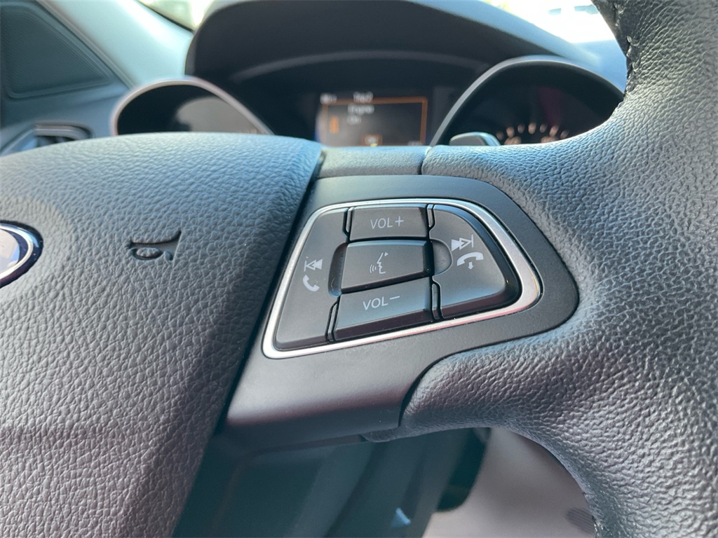 2017 Ford Escape Titanium photo 36