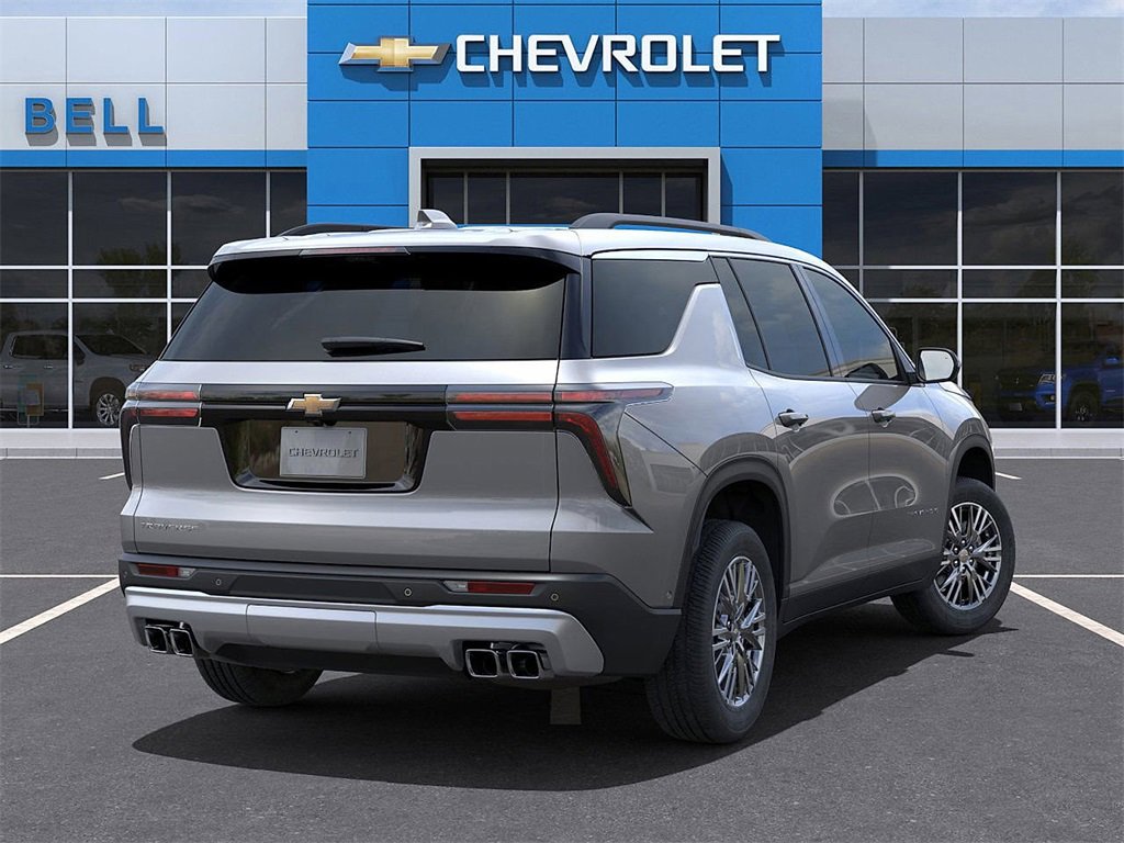 2025 Chevrolet Traverse photo 4