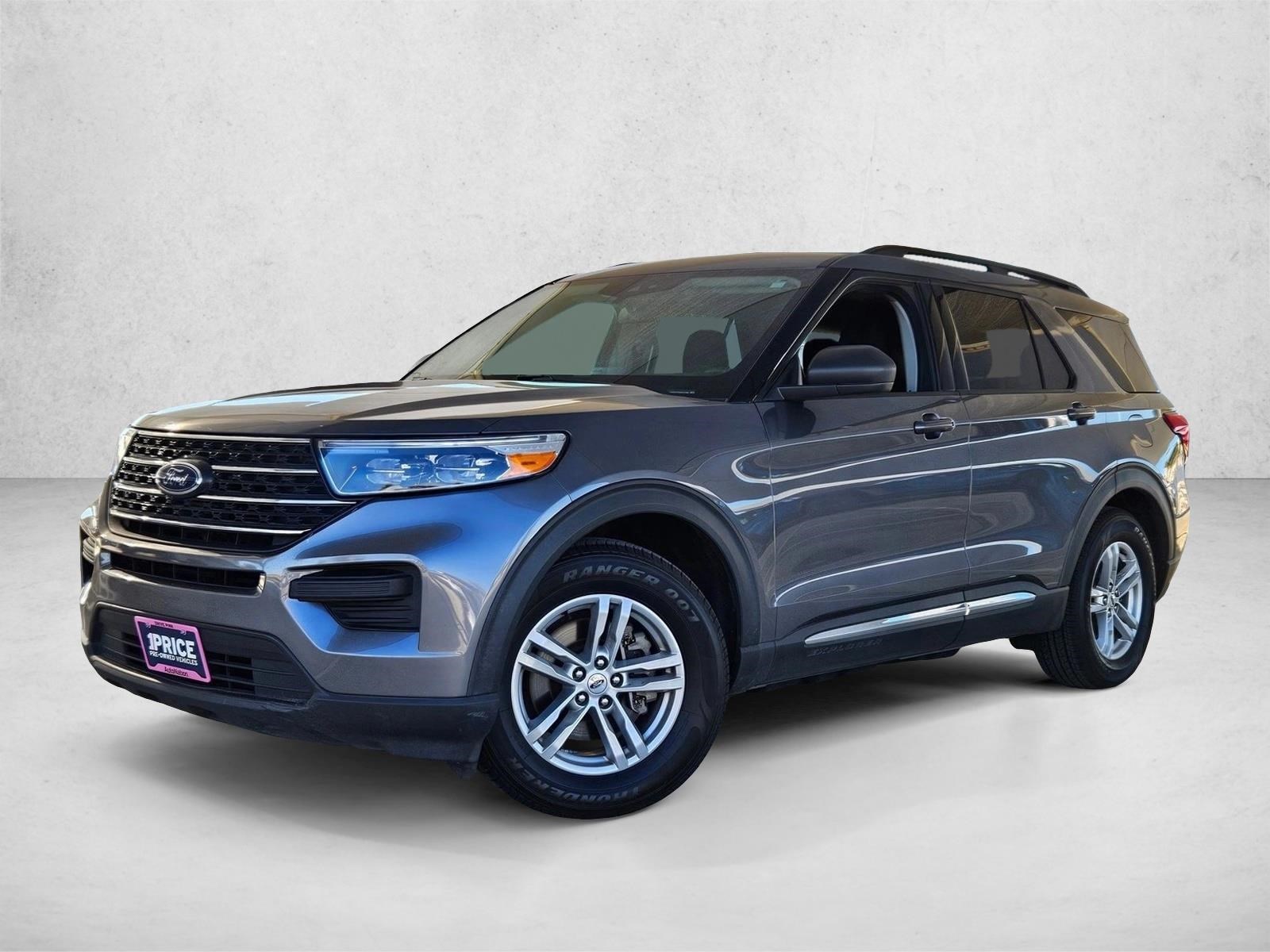 2022 Ford Explorer XLT's photo