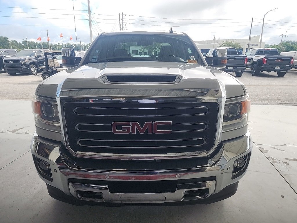 2018 Gmc Sierra 2500 HD SLT photo 2