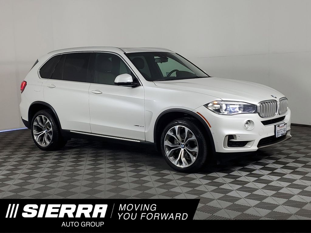 Used 2018 White BMW sDrive35i image 1