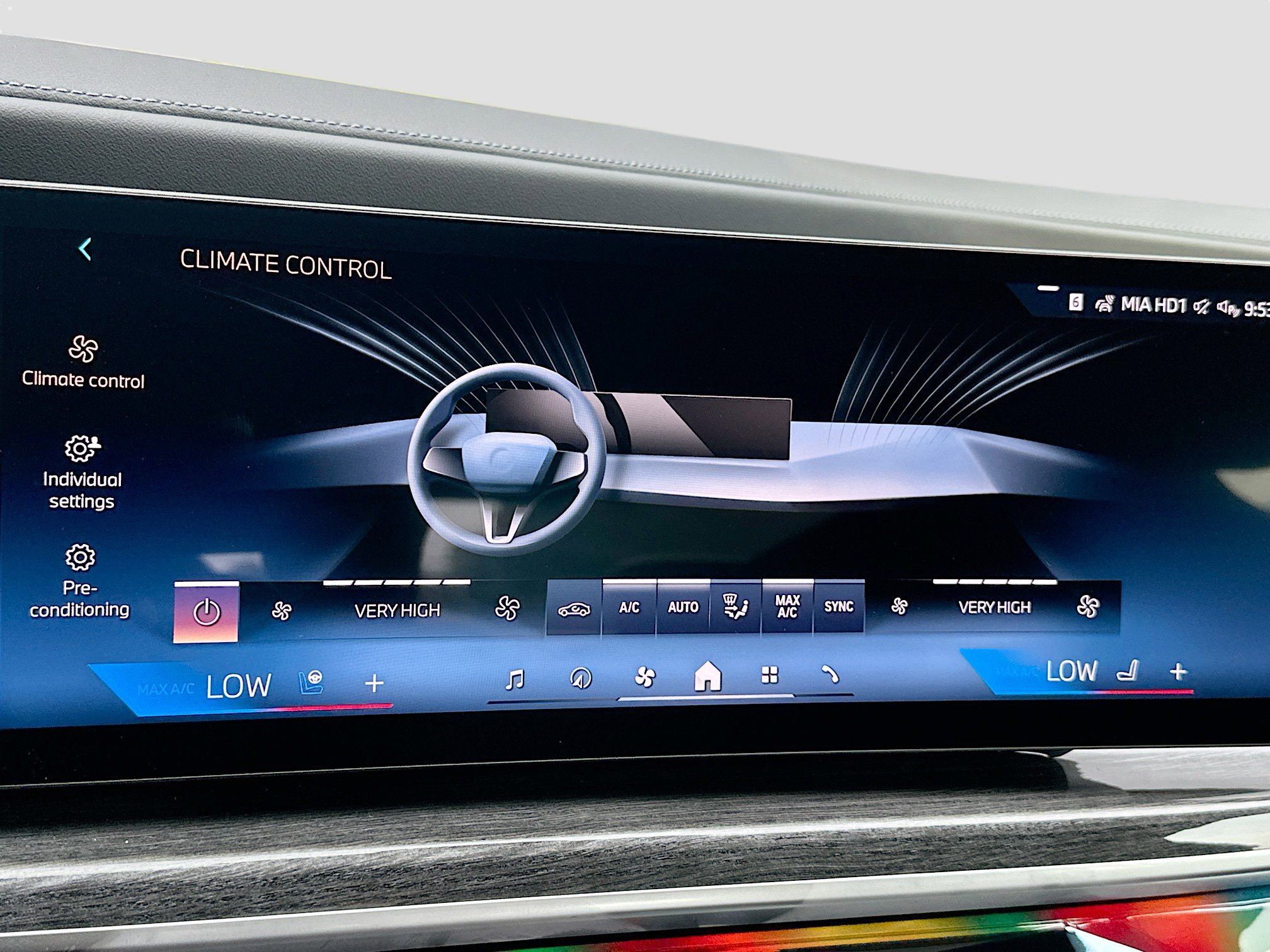 2026 Bmw 740i photo 13