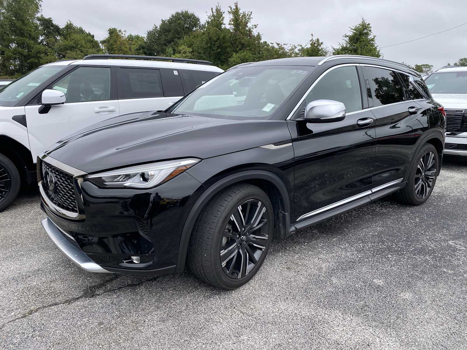 2021 Infiniti QX50 Luxe photo 4