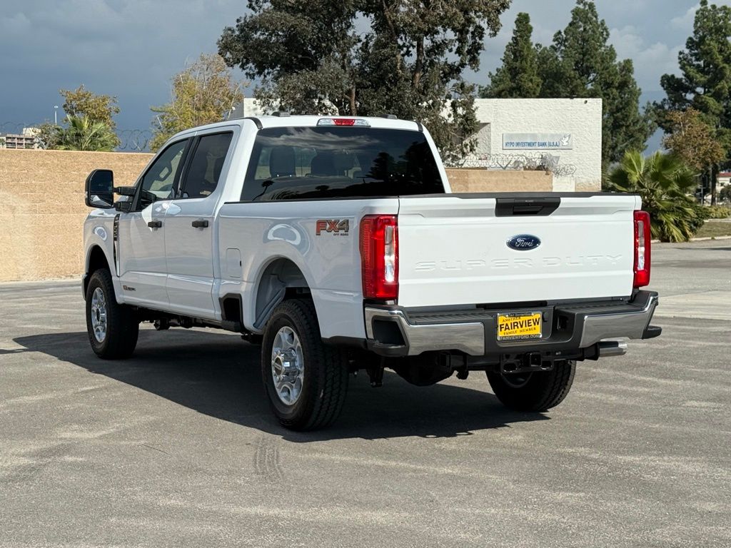 2026 Ford F-250 XLT photo 4