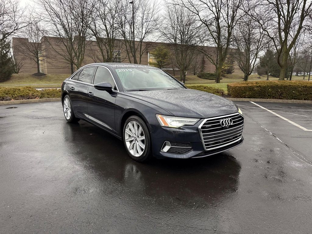 2019 Audi A6 Premium Plus's photo