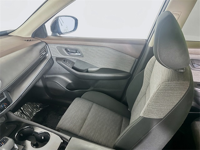 2023 Nissan Rogue SV photo 21