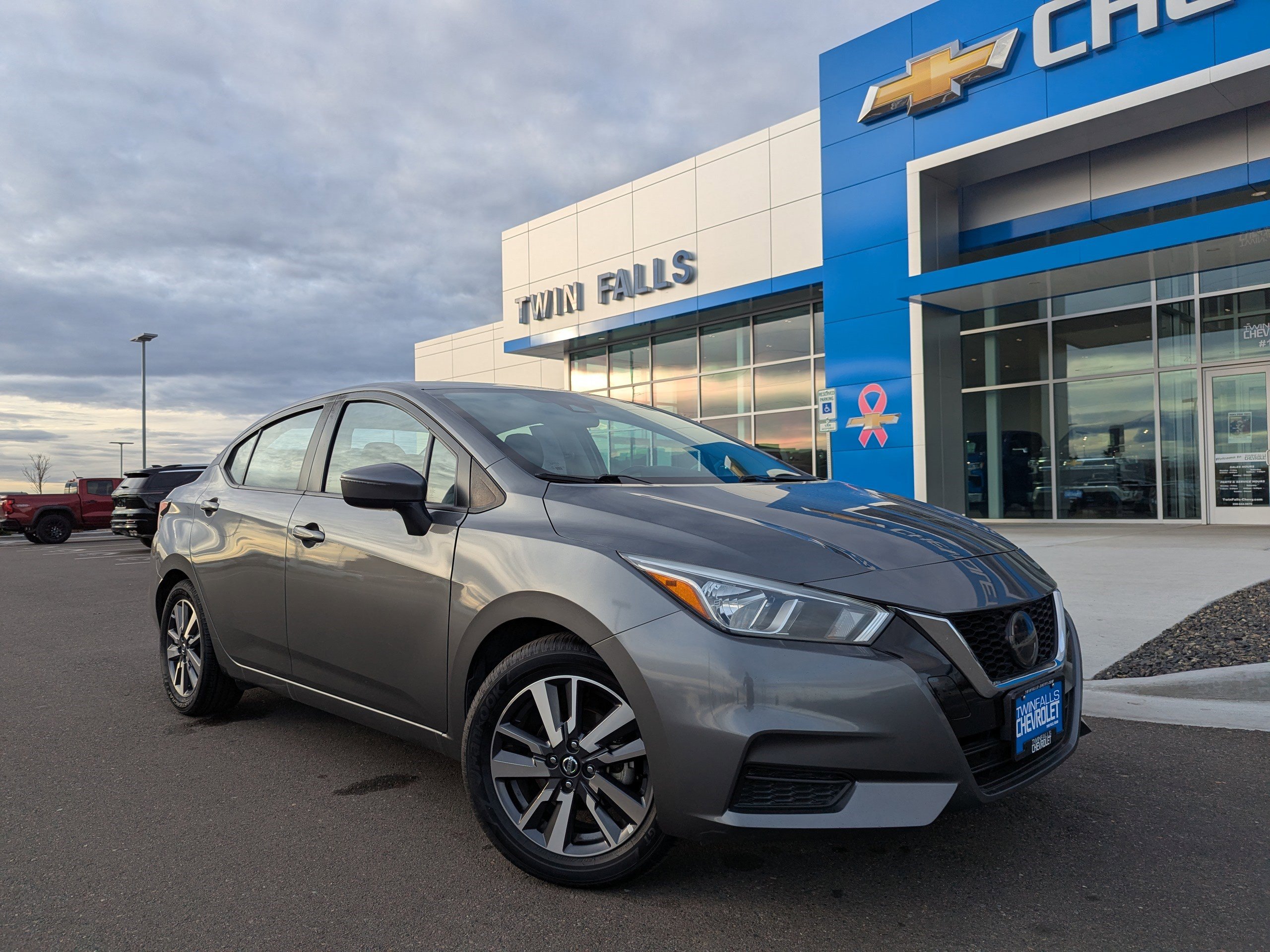 2020 Nissan Versa Sedan SV