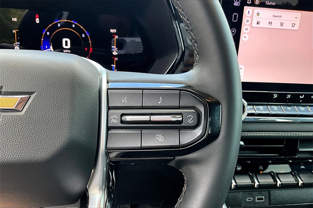 2023 Chevrolet Colorado LT photo 13