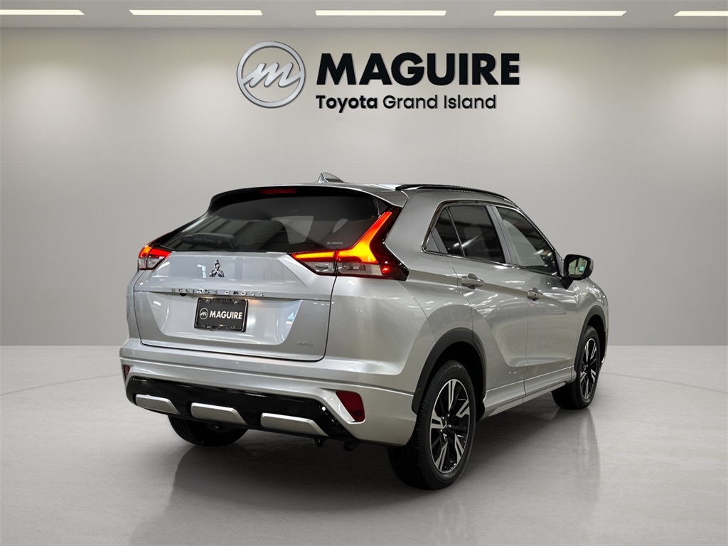 2025 Mitsubishi Eclipse Cross SEL photo 6