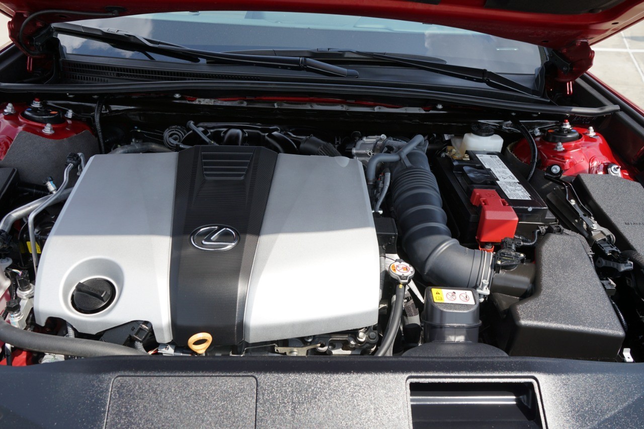2025 Lexus ES 350 photo 33