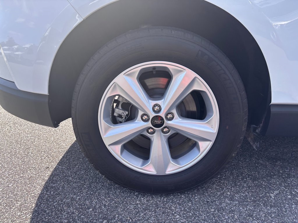 2023 Ford Edge SE photo 11