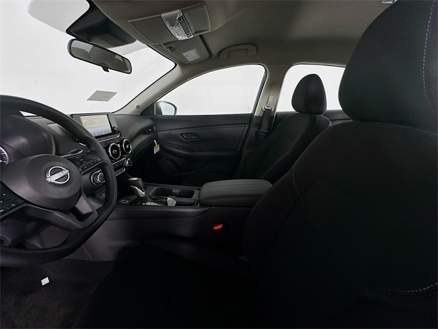 2025 Nissan Sentra S photo 18