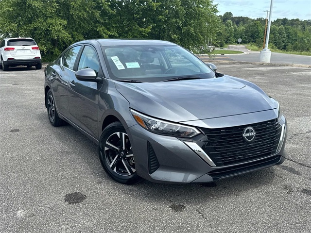 2025 Nissan Sentra SV photo 2