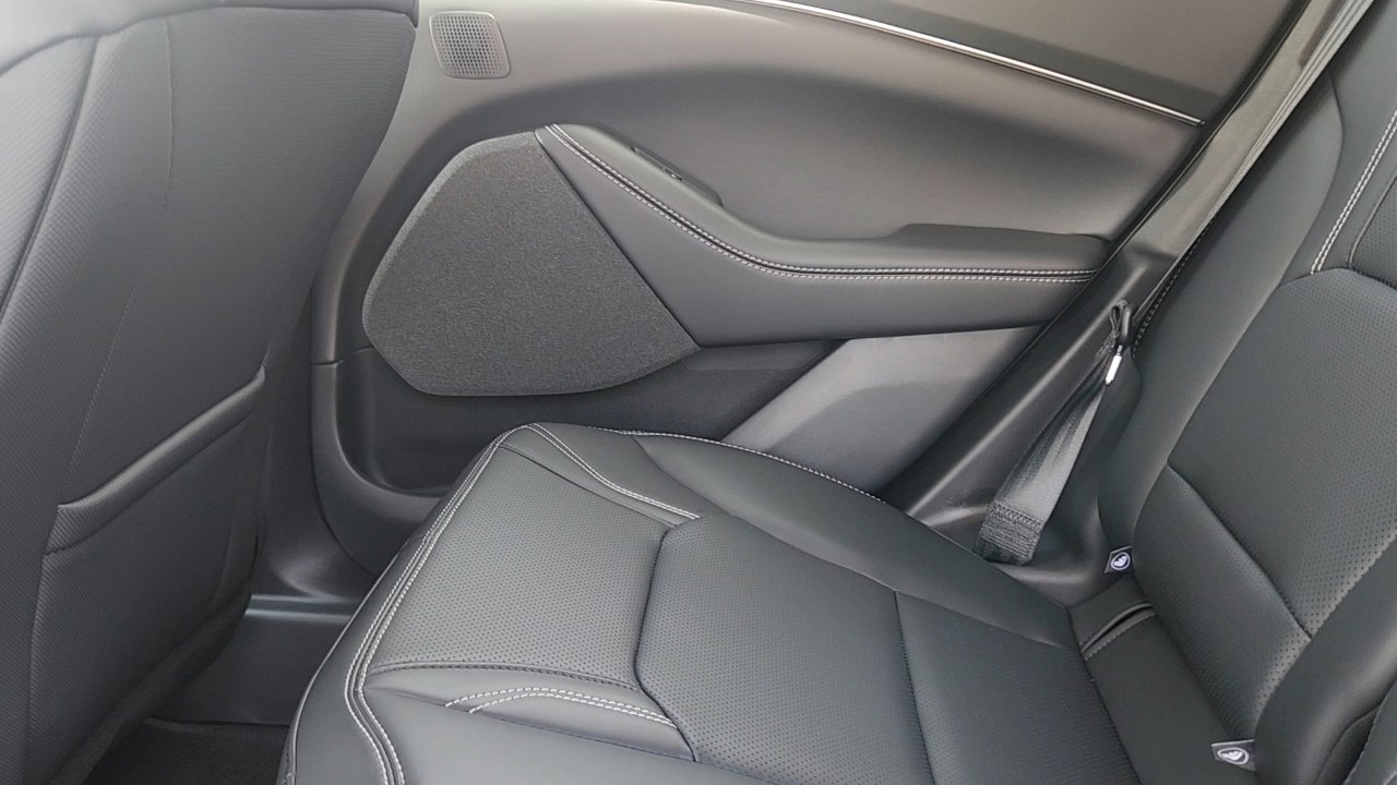 2025 Ford Mustang Mach-E Premium photo 20