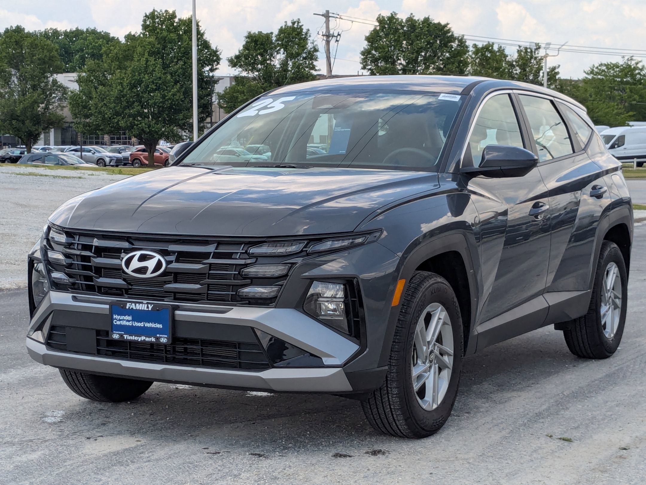 2025 Hyundai Tucson SE photo 4