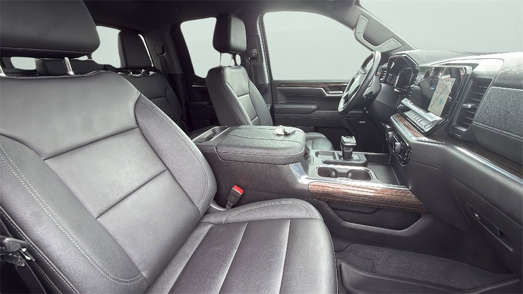 2023 Chevrolet Silverado 1500 RST photo 22