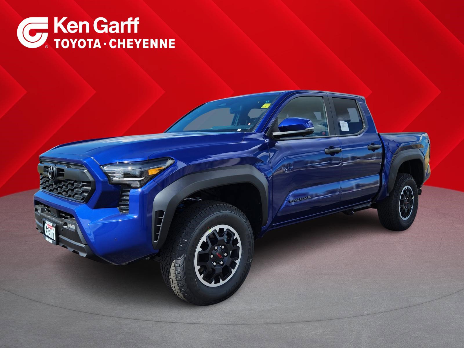 2025 Toyota Tacoma TRD Off-Road photo 2