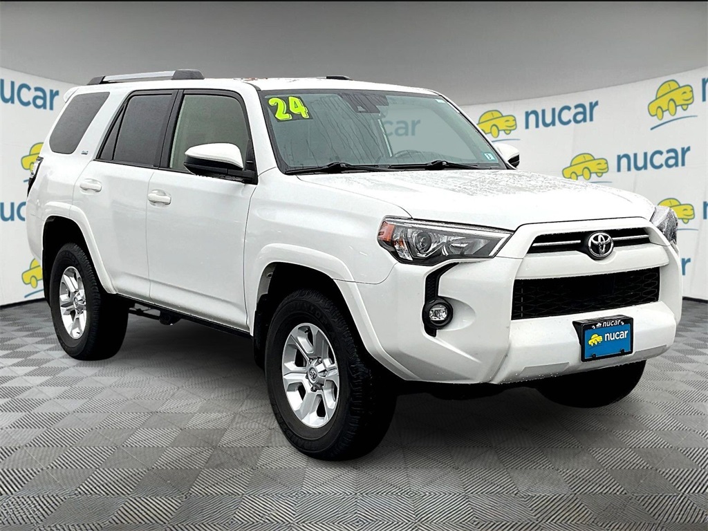 2024 Toyota 4Runner SR5's photo