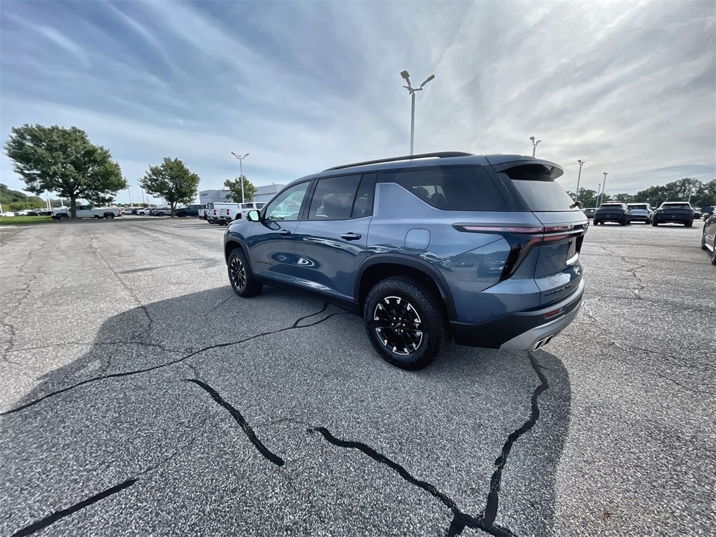 2025 Chevrolet Traverse Z71 photo 5