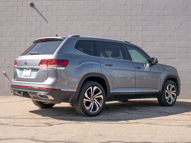 2023 Volkswagen Atlas SEL photo 7