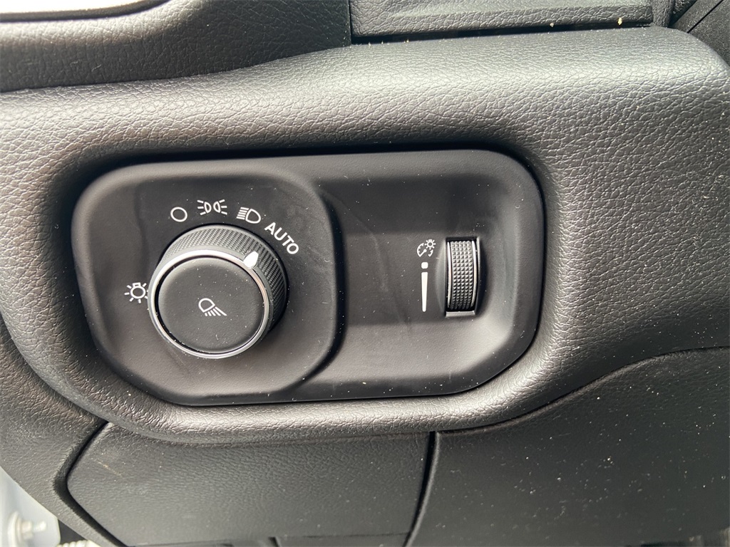 2024 Ram 2500 Tradesman photo 16