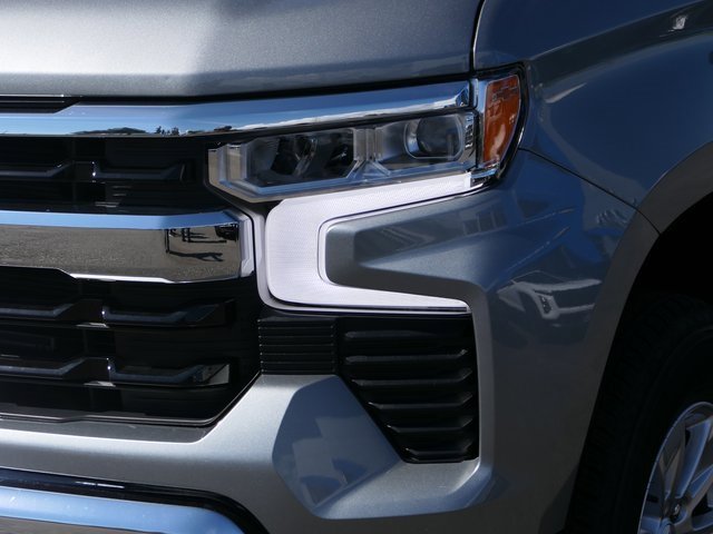2025 Chevrolet Silverado 1500 LT photo 8