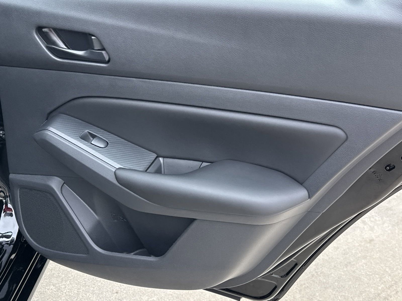 2025 Nissan Altima S photo 16