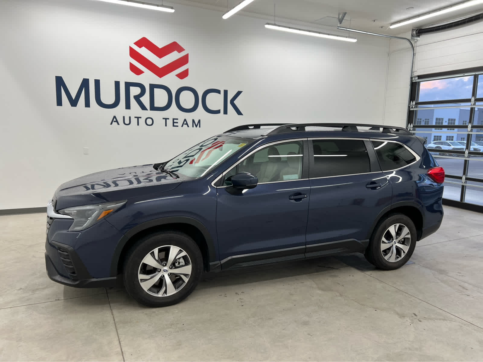 2025 Subaru Ascent Premium's photo