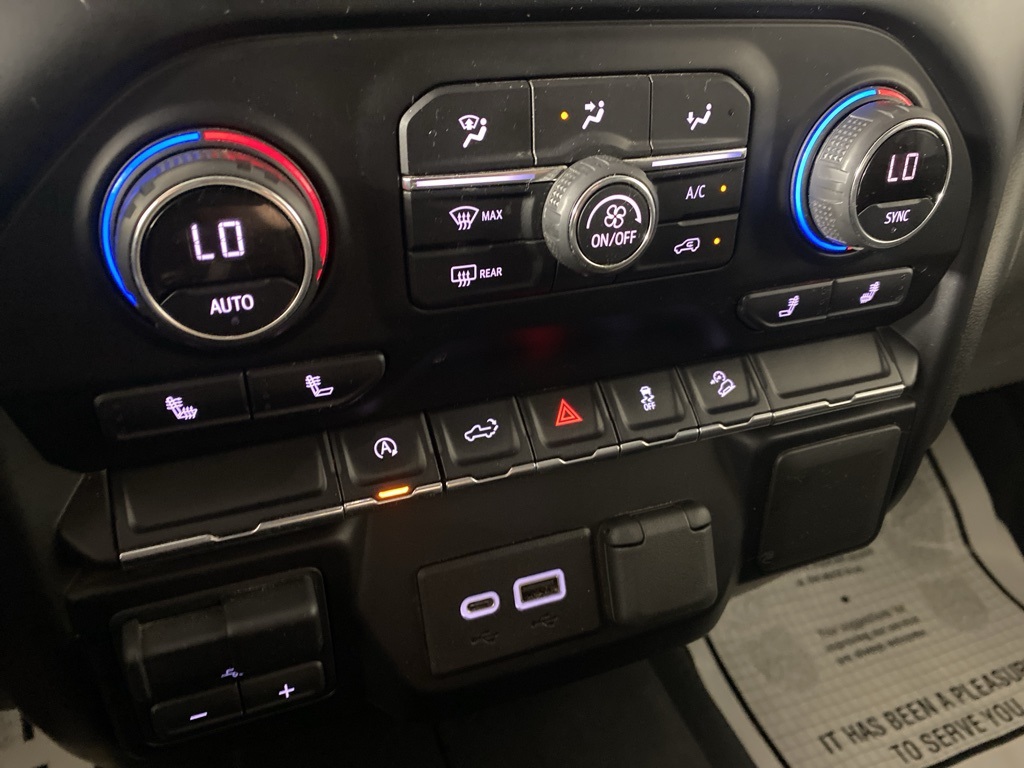2021 Chevrolet Silverado 1500 RST photo 18
