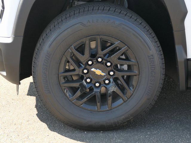 2026 Chevrolet Silverado EV LT photo 10