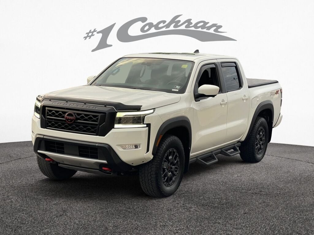 2023 Nissan Frontier PRO-4X photo 3