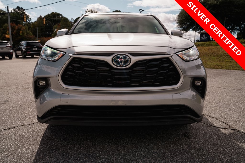 2021 Toyota Highlander Hybrid XLE photo 2