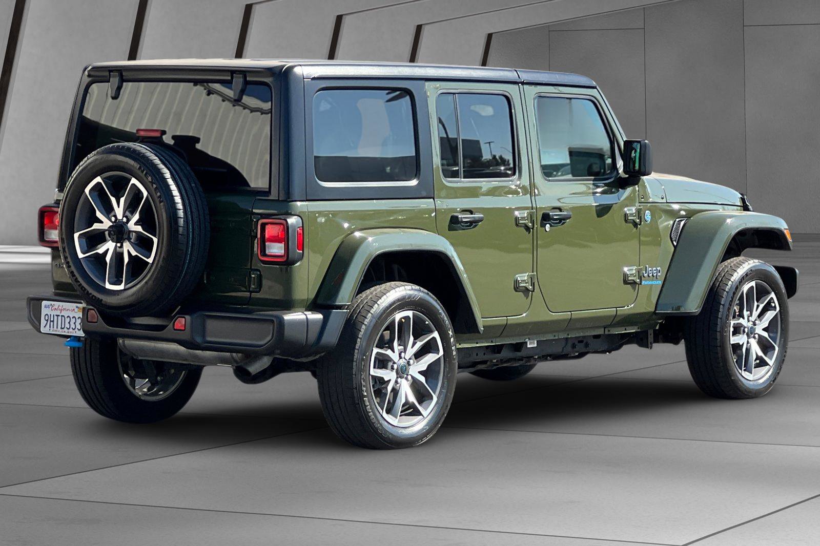 2024 Jeep Wrangler Sport S 4xe photo 3