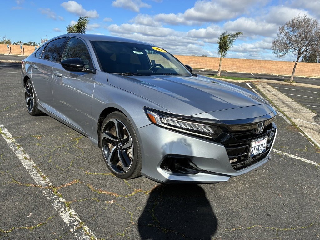 2021 Honda Accord Sport's photo