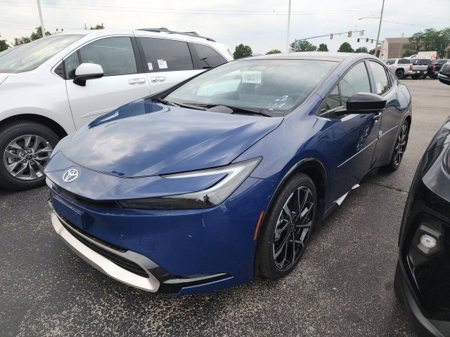 2025 Toyota Prius Plug-in Hybrid XSE Premium photo 3