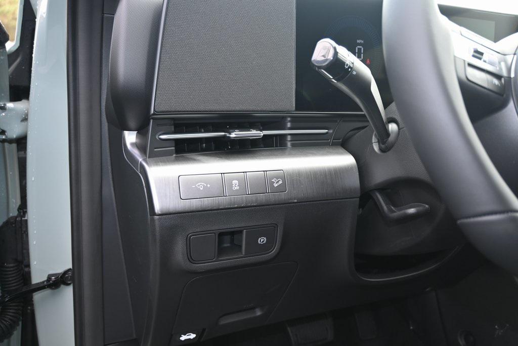 2026 Hyundai Kona SEL photo 16
